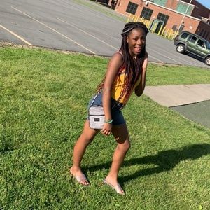 Meet your Posher, Masani